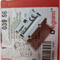 LEGRAND 03956 SEGÉDÉRINTKEZŐ
