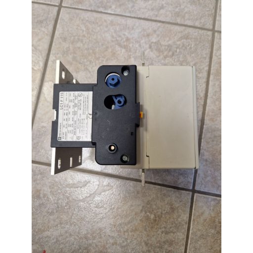 MÁGNESKAPCSOLÓ LC1F115P7 SCHNEDIER  (62057)